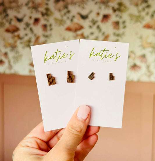 Chocolate Bar Studs